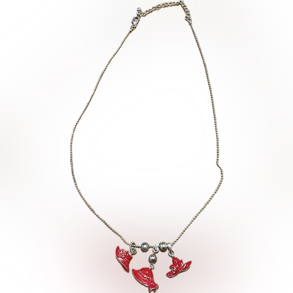 🍄New Vintage Elegant Red Hat Society Fashion 3 Charms Necklace Safety Clasp